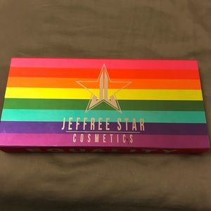 Jeffree Star equality lipstick mini bundle!